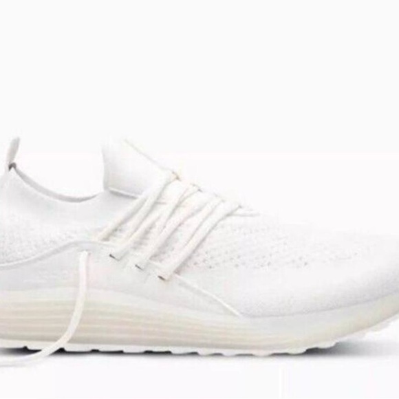 NIB EXCELLENT Lane Eight AD1 Women's
Cloud White Trainer Workout Shoes Size 9 - Picture 2 of 7